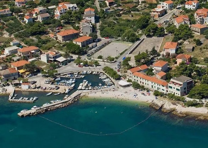 In With Sea View, Balcony, Air Conditioning, Wi-fi Appartamento Slatine