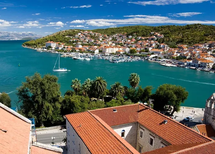 Appartamento In With Sea View, Balcony, Air Conditioning, Wi-fi
